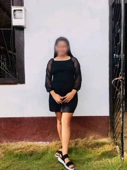 Claudia, 26