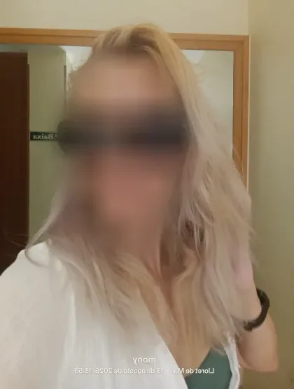 Denise, 39