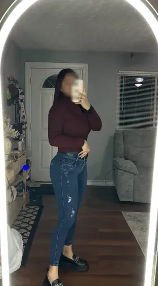 Janina, 29