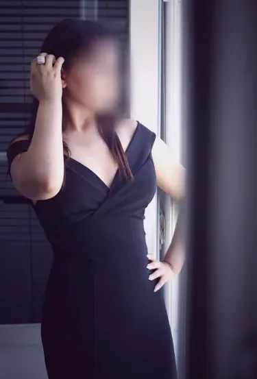 Jasmin, 37