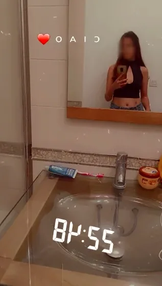Josephine, 23