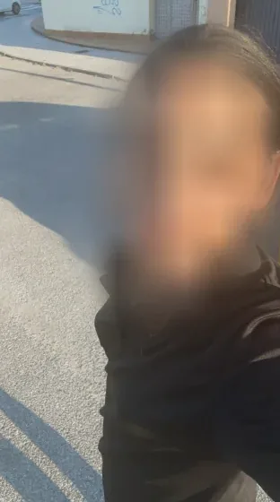 Laura, 21