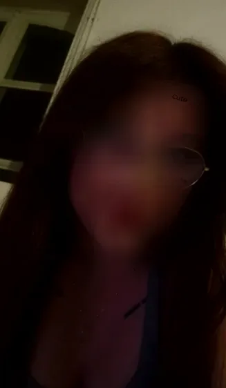 Lena, 24