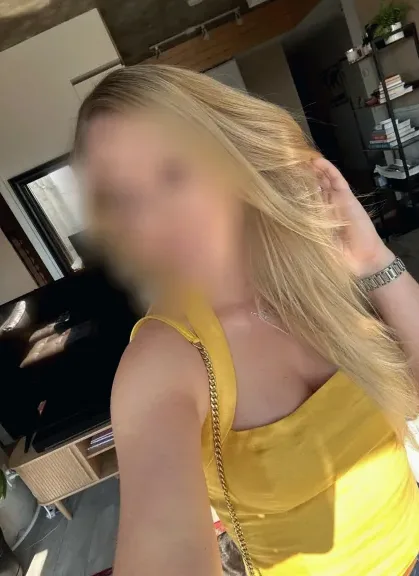 Leyla, 37
