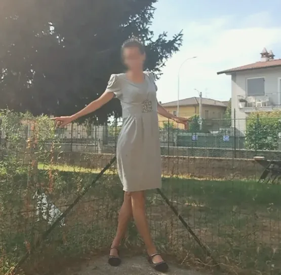 Manuela, 39