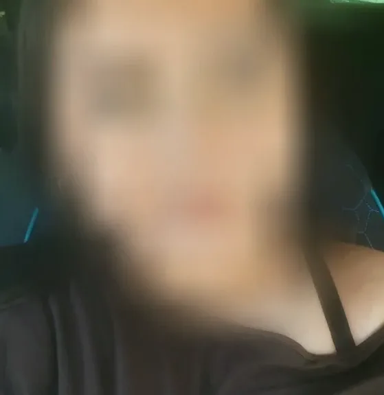 Merve, 18