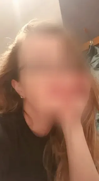 Nina, 36