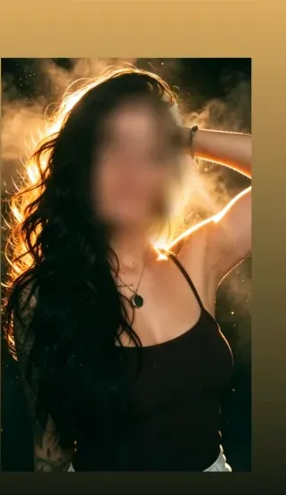 Pauline, 37