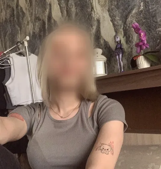 Selin, 19